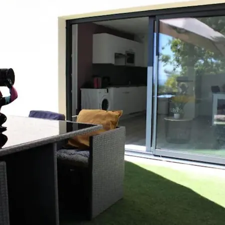 Equipe En Rez-de-jardin Entre Gard Et Ardeche